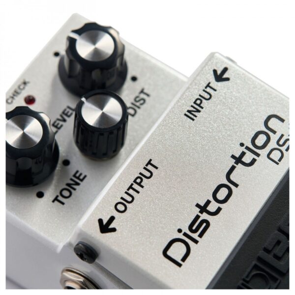 Boss DS1-WH Distortion Pedal Limited Edition Metallic White