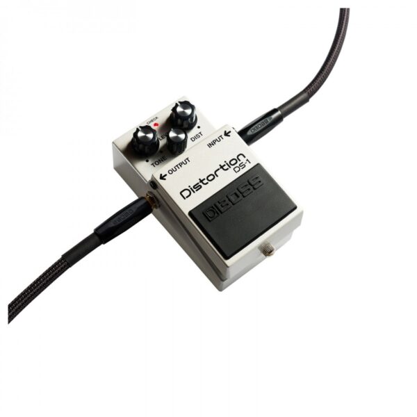 Boss DS1-WH Distortion Pedal Limited Edition Metallic White